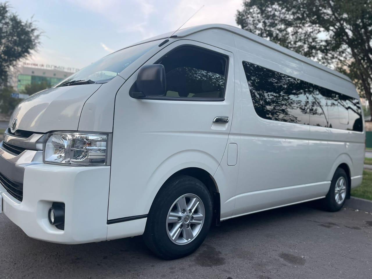 Toyota Hiace 2014-2017 (2016) - Image 2