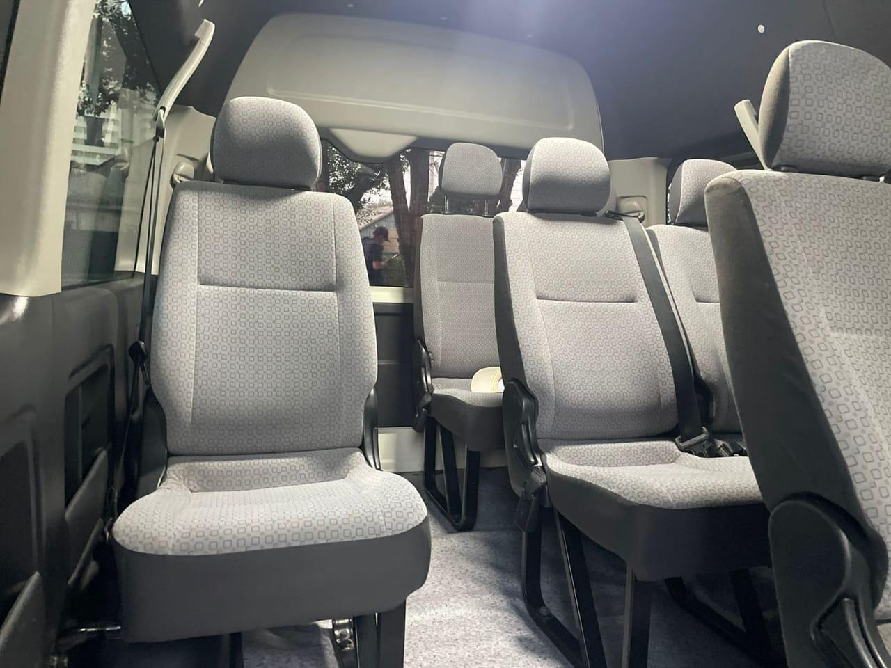 Toyota Hiace 2014-2017 (2016) - Image 4