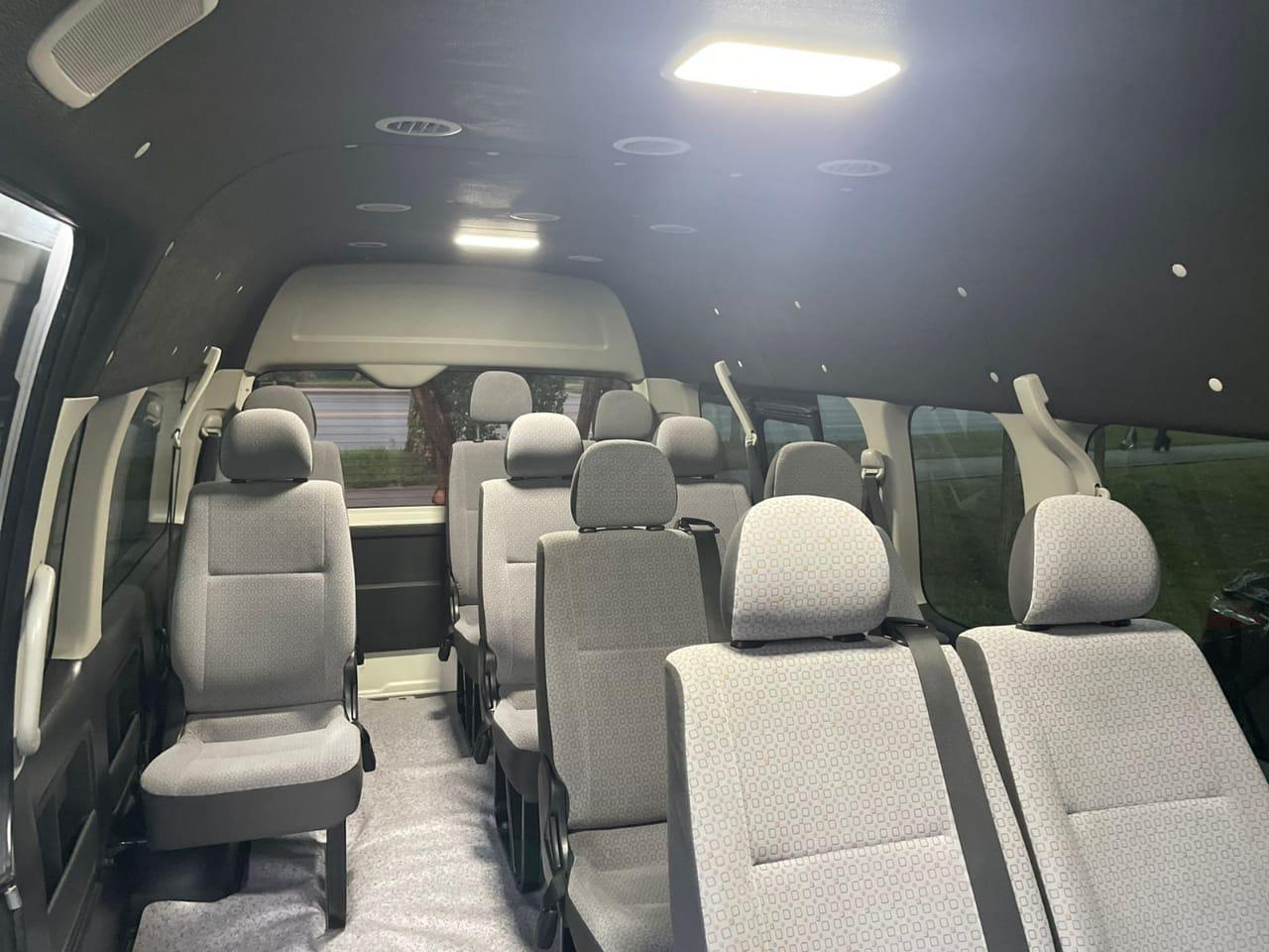 Toyota Hiace 2014-2017 (2016) - Image 7