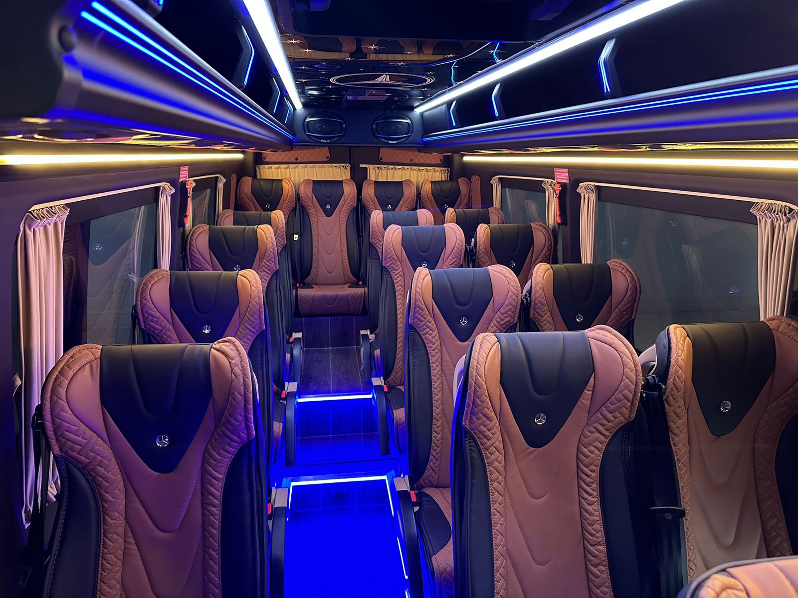 Mercedes-Benz Sprinter (2021) - Image 2