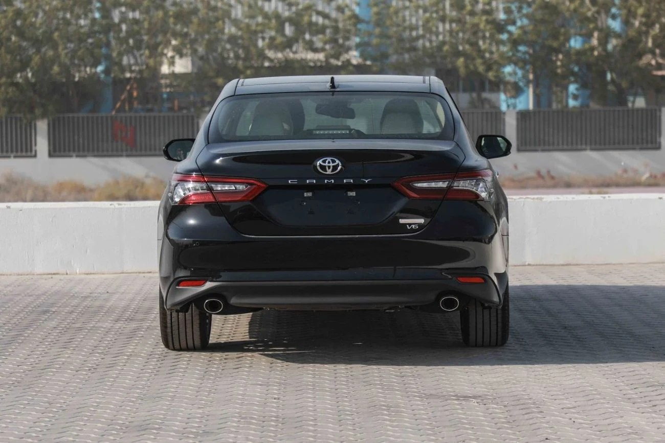 Toyota Camry 70-75 (2018) - Image 2