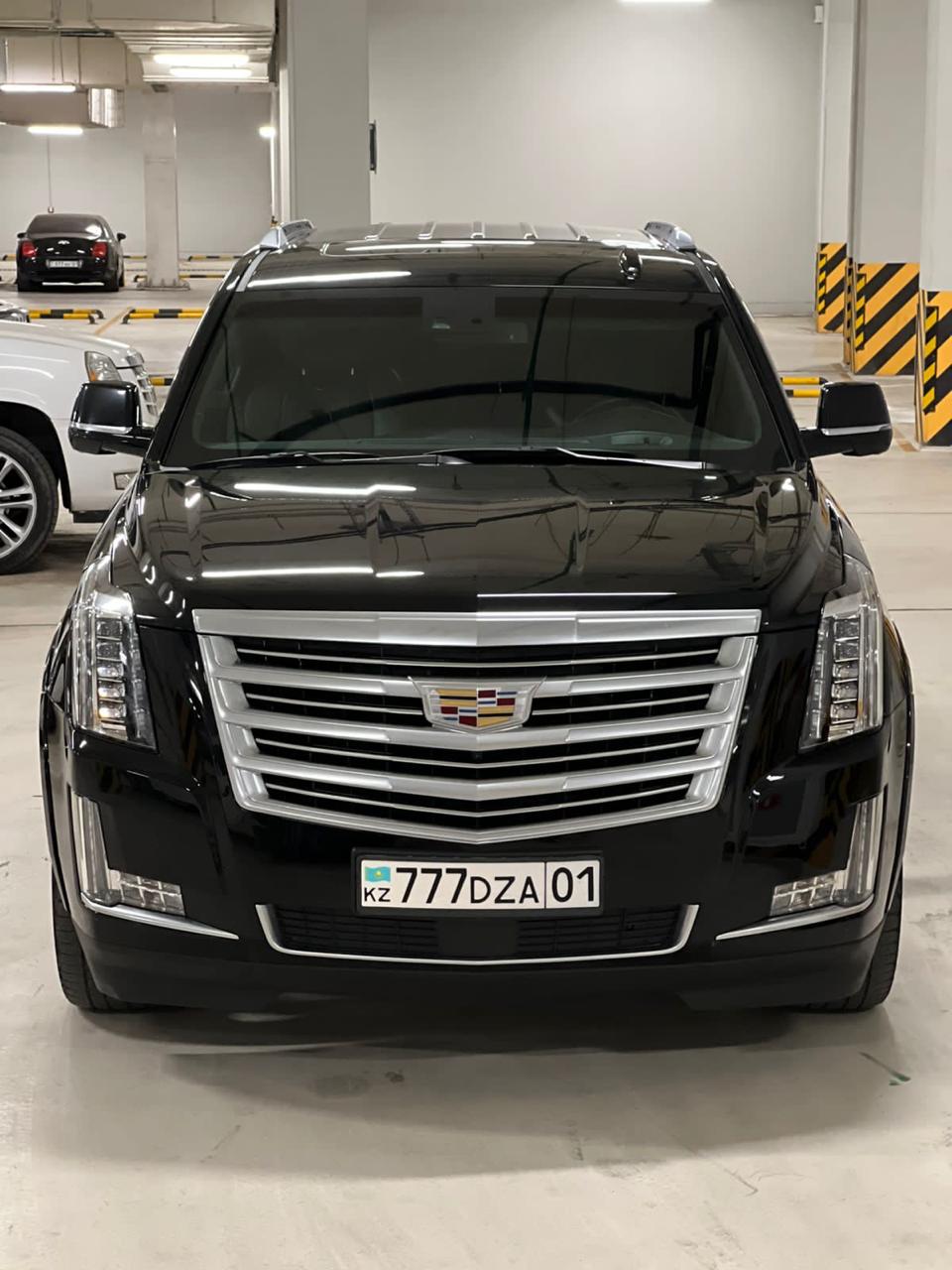 Cadillac Escalade (2022)